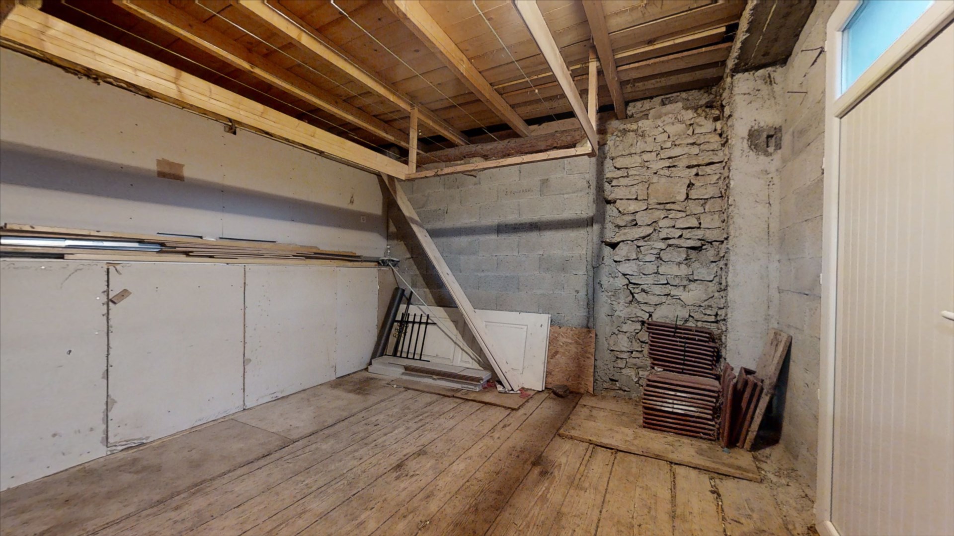 https://photos5.pagesimmo.com/025/25Y28690/25Y28690-G266-011.jpg?maj=2026-07-28T08:40:01
