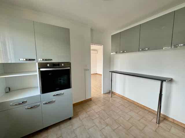 Location Cabinet Collet - NISSAN-LEZ-ENSERUNE