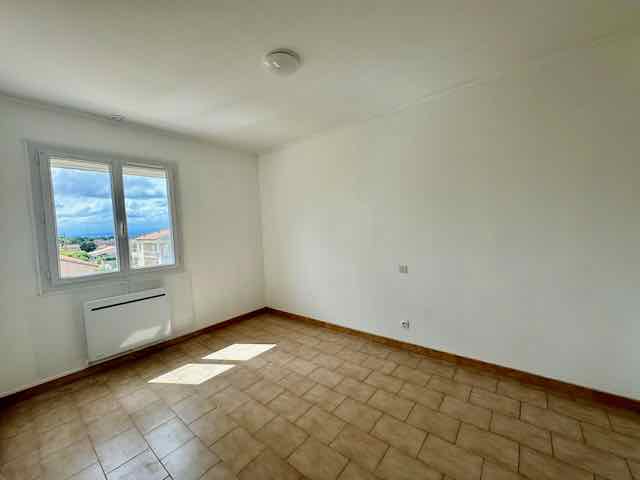 Location Cabinet Collet - NISSAN-LEZ-ENSERUNE