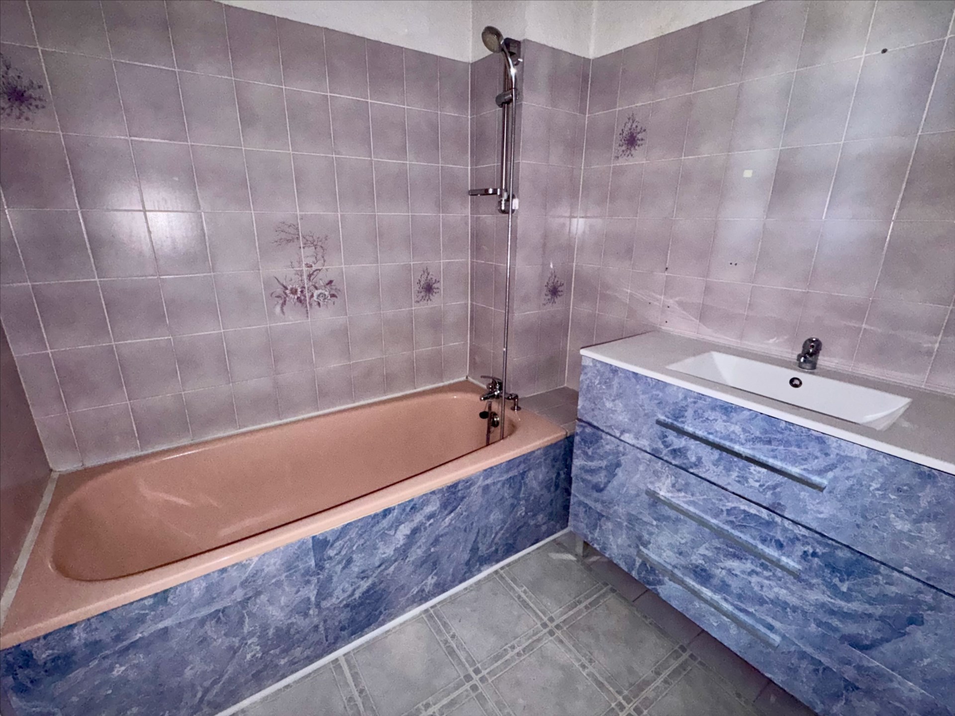 Cliquez sur l'image pour l'agrandir Location Cabinet Collet - BEZIERS