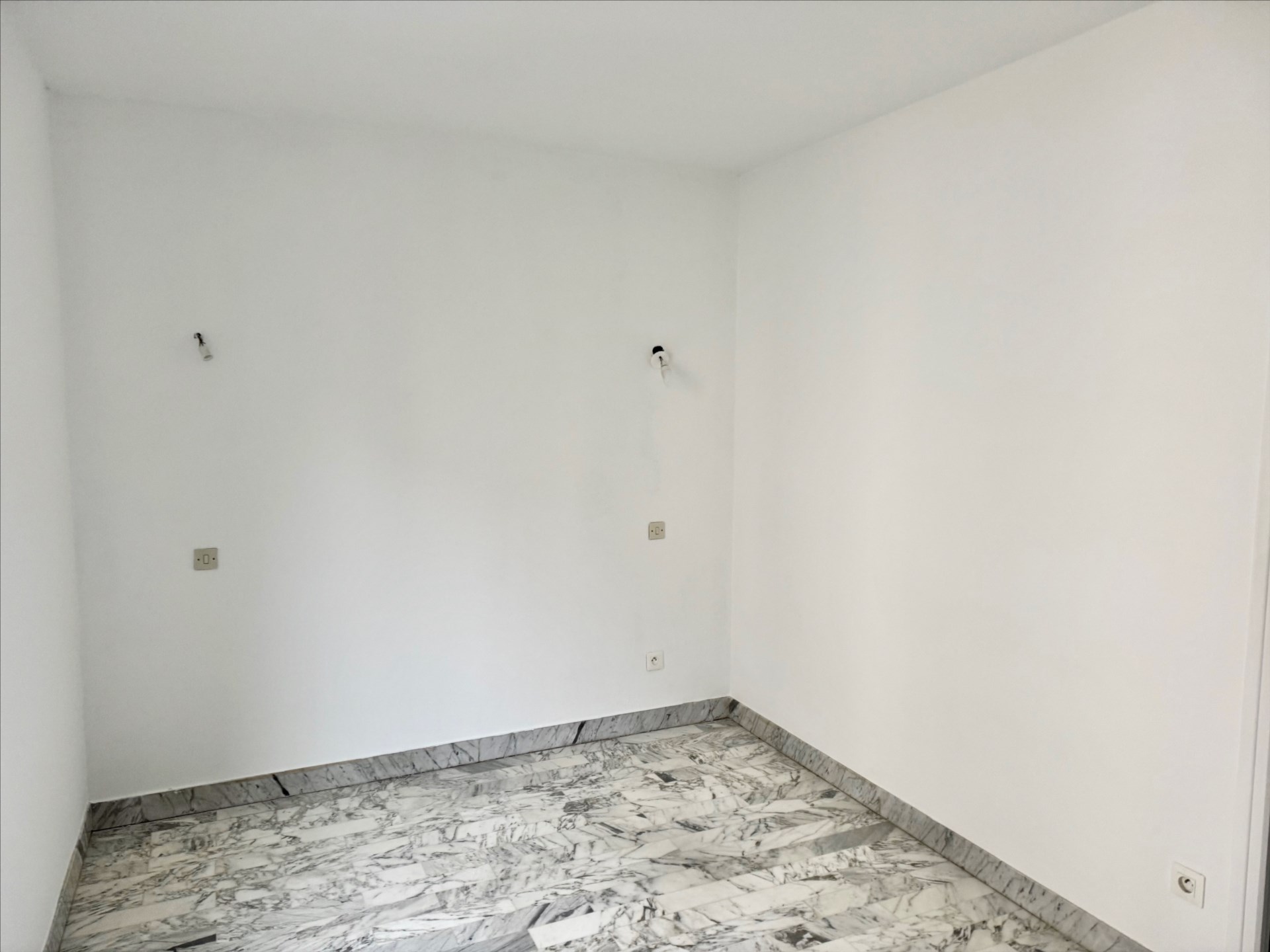 Cliquez sur l'image pour l'agrandir Location Cabinet Collet - BEZIERS