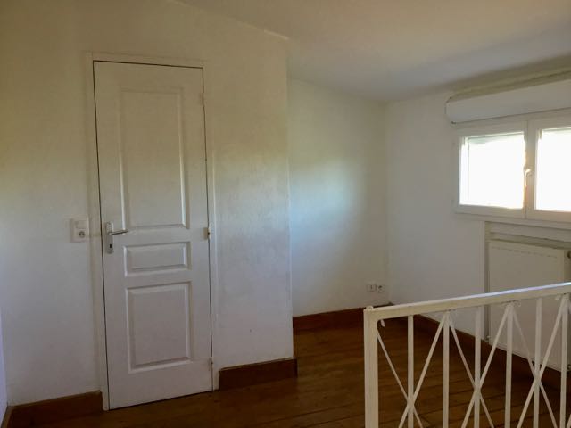 Location MARAUSSAN - Mairie