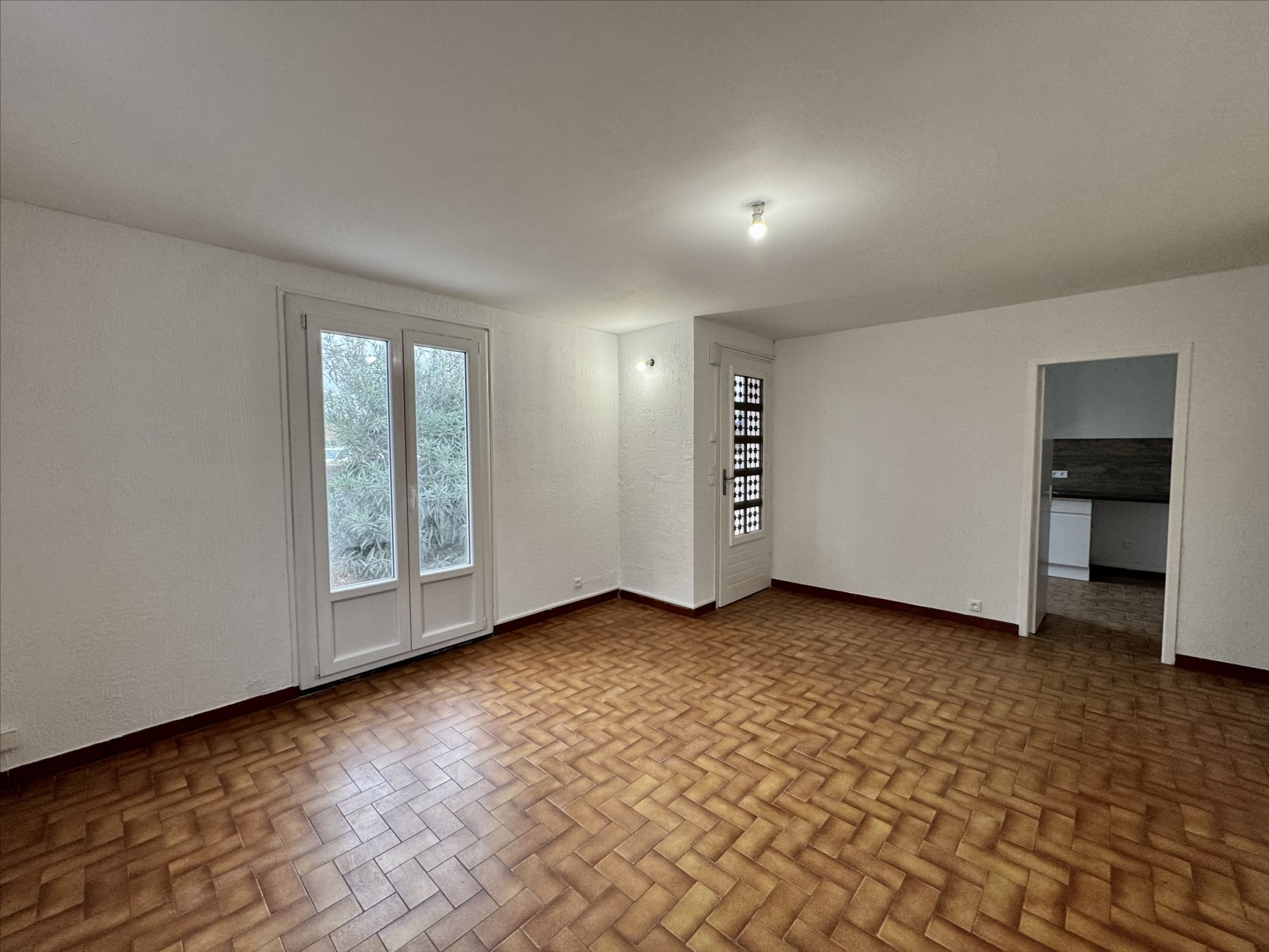 Cliquez sur l'image pour l'agrandir Location Cabinet Collet - SERIGNAN