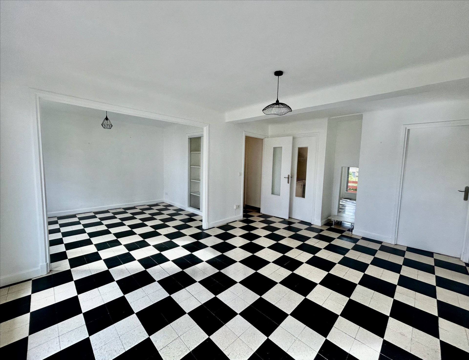 Cliquez sur l'image pour l'agrandir Location Cabinet Collet - BEZIERS