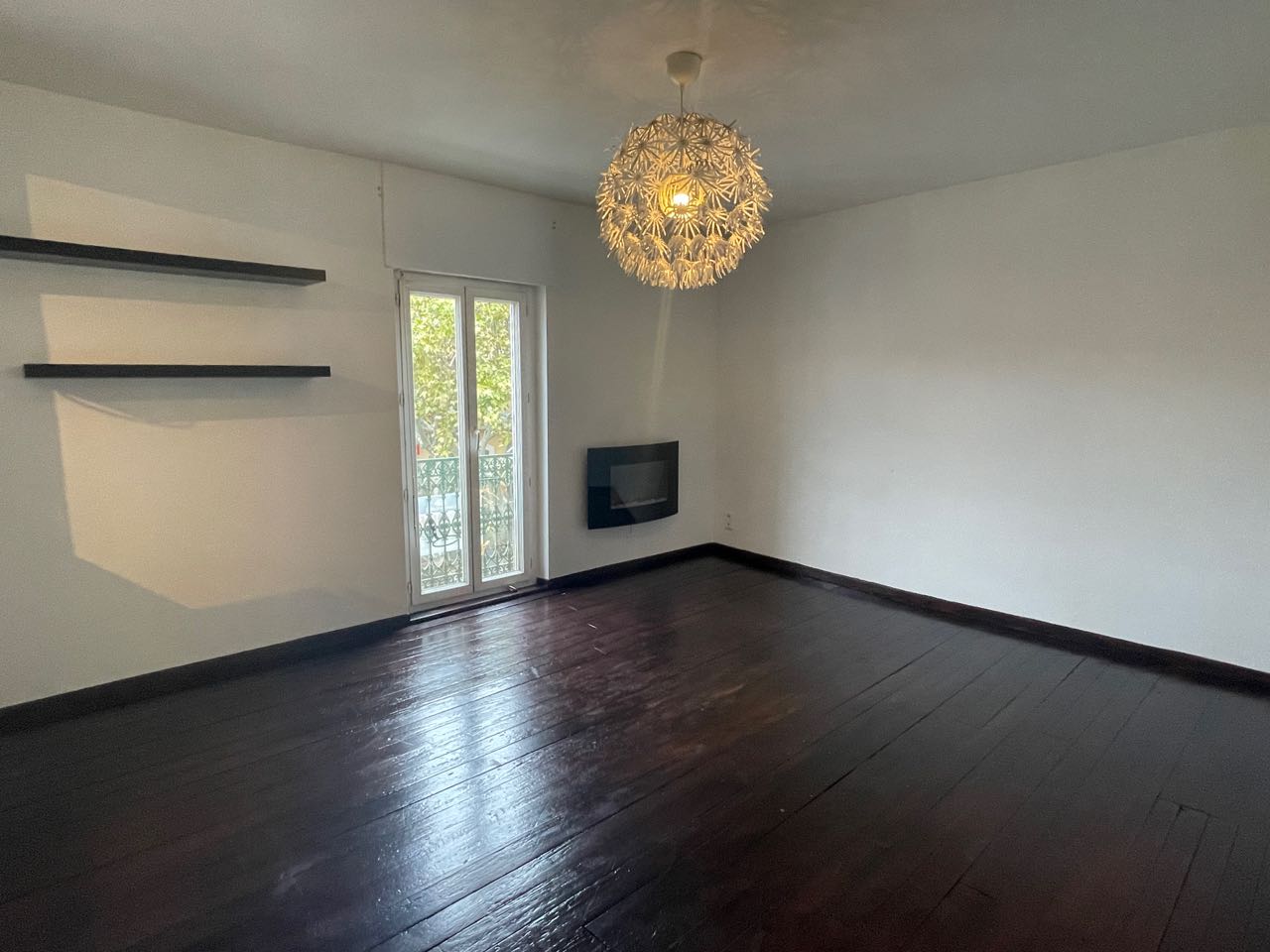 Cliquez sur l'image pour l'agrandir Location Cabinet Collet - SERIGNAN