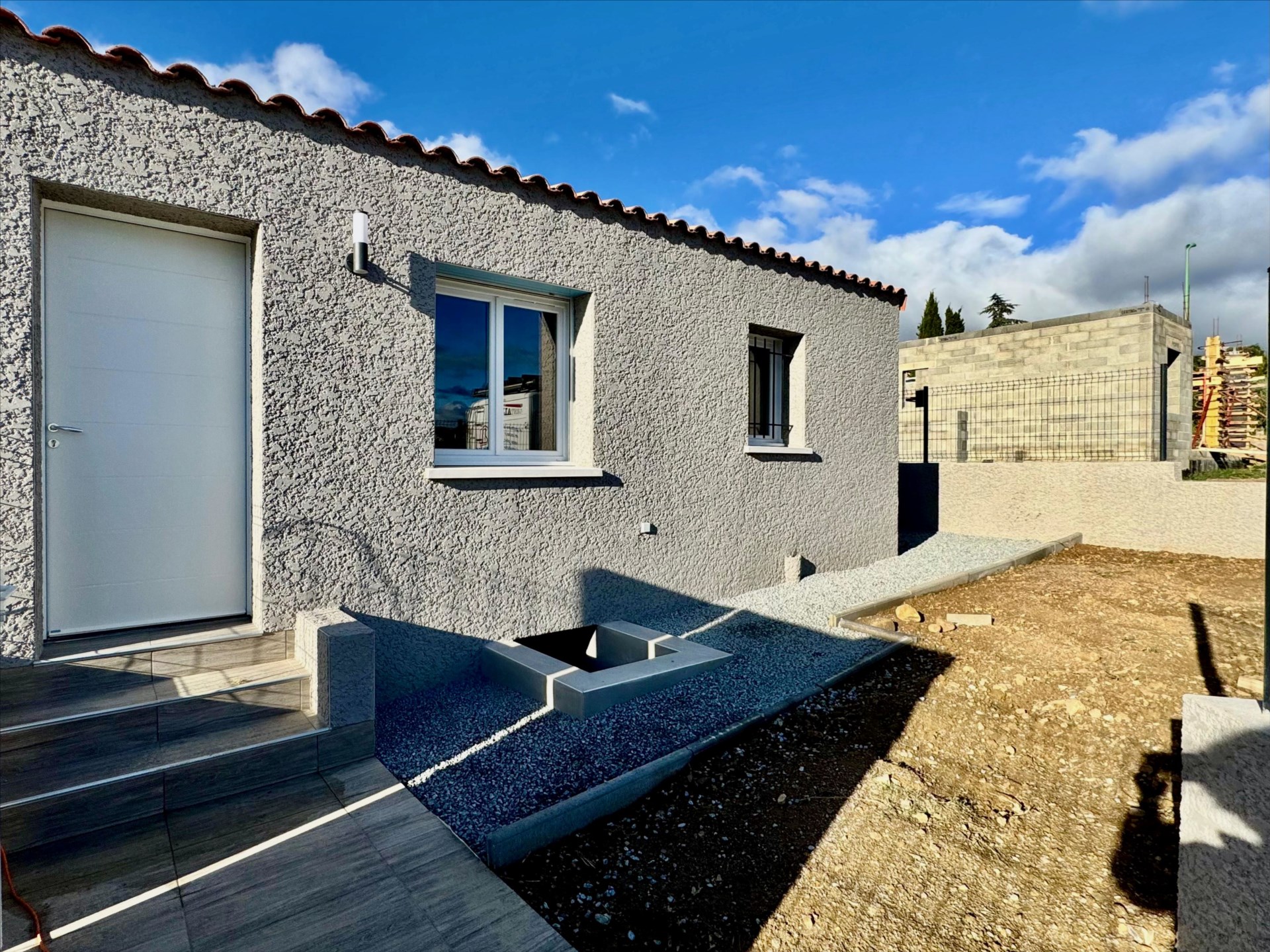 Cliquez sur l'image pour l'agrandir Location Cabinet Collet - BIZE-MINERVOIS