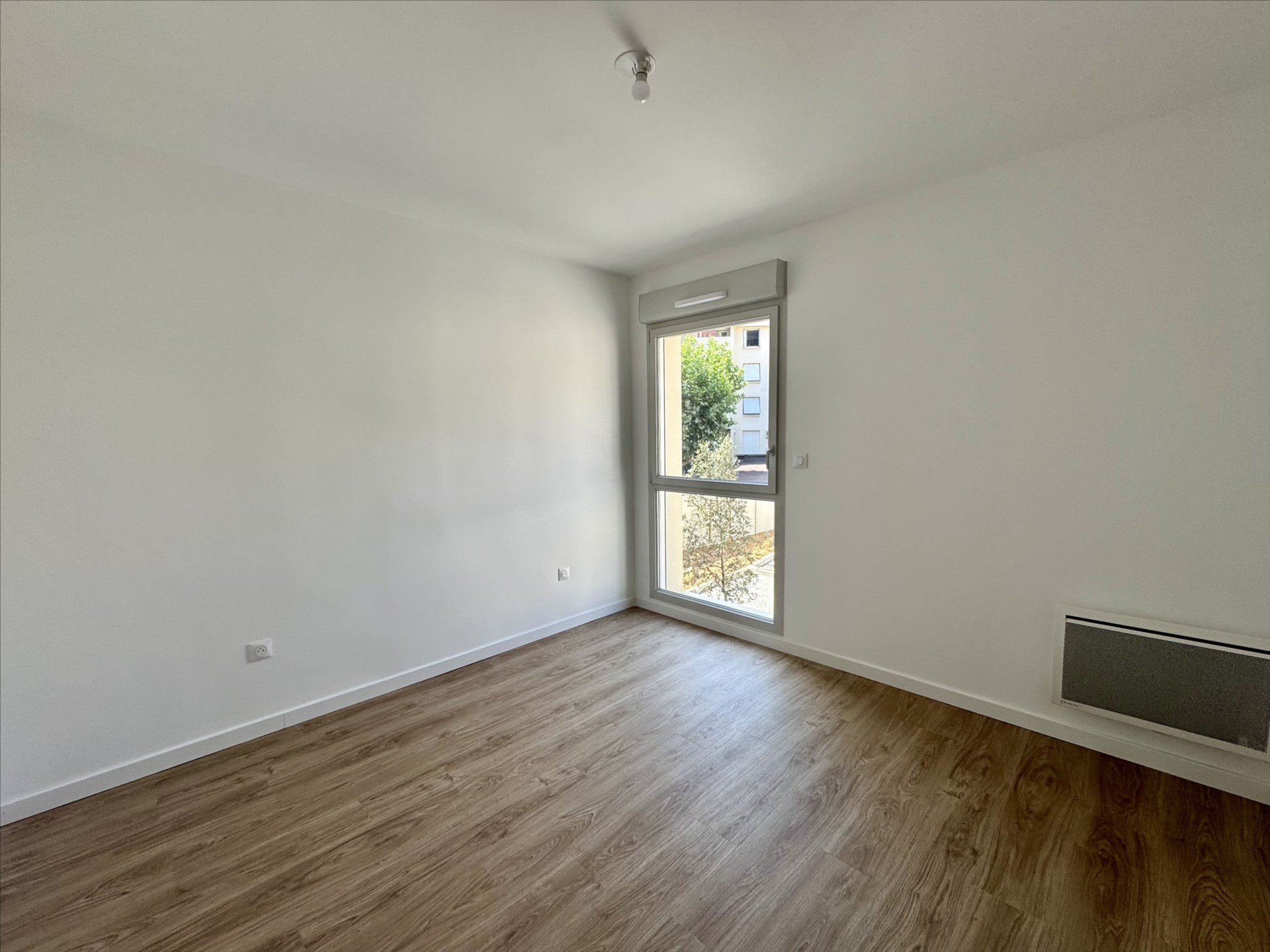 Cliquez sur l'image pour l'agrandir Location Cabinet Collet - BEZIERS