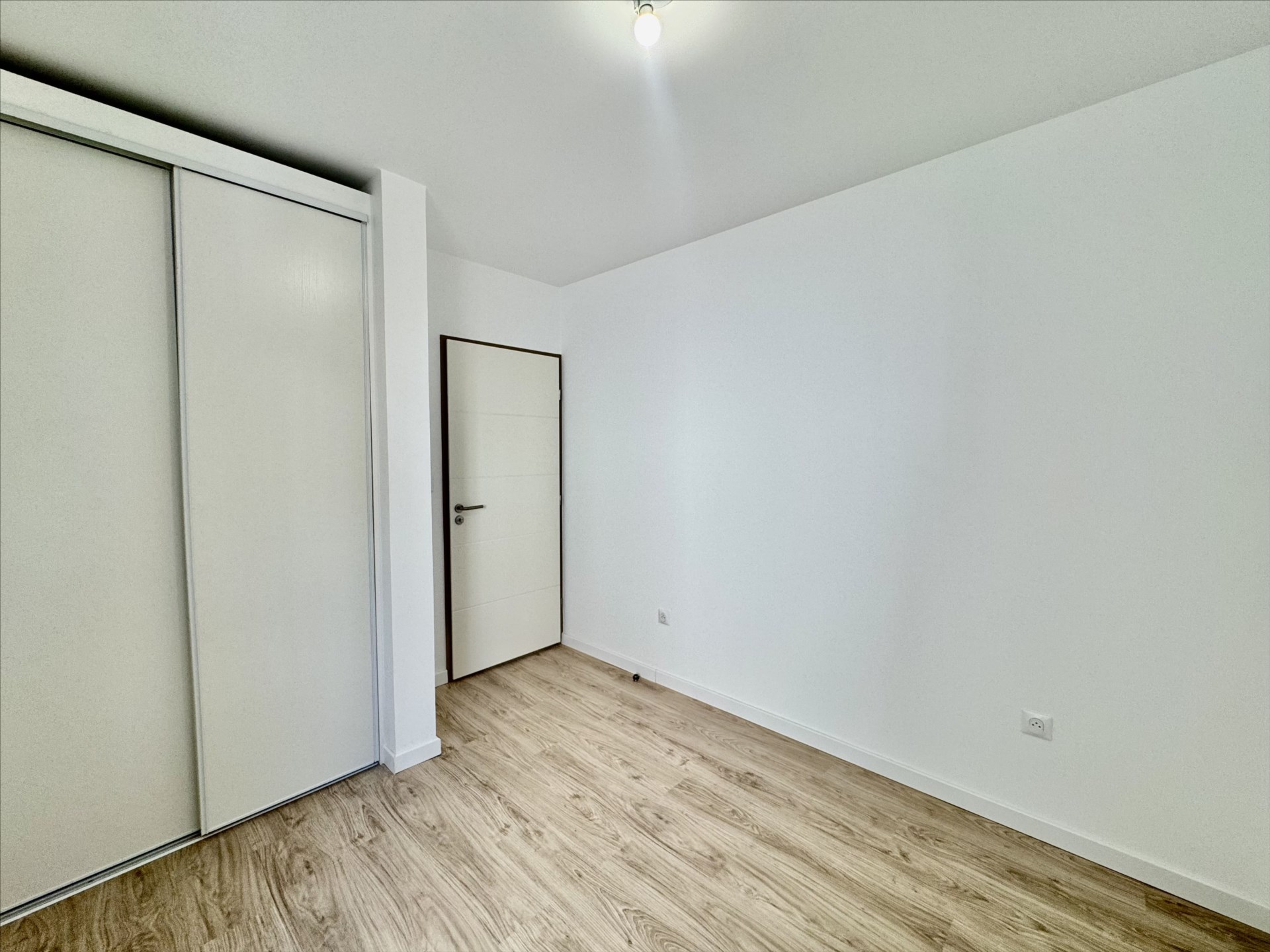 Cliquez sur l'image pour l'agrandir Location Cabinet Collet - BEZIERS