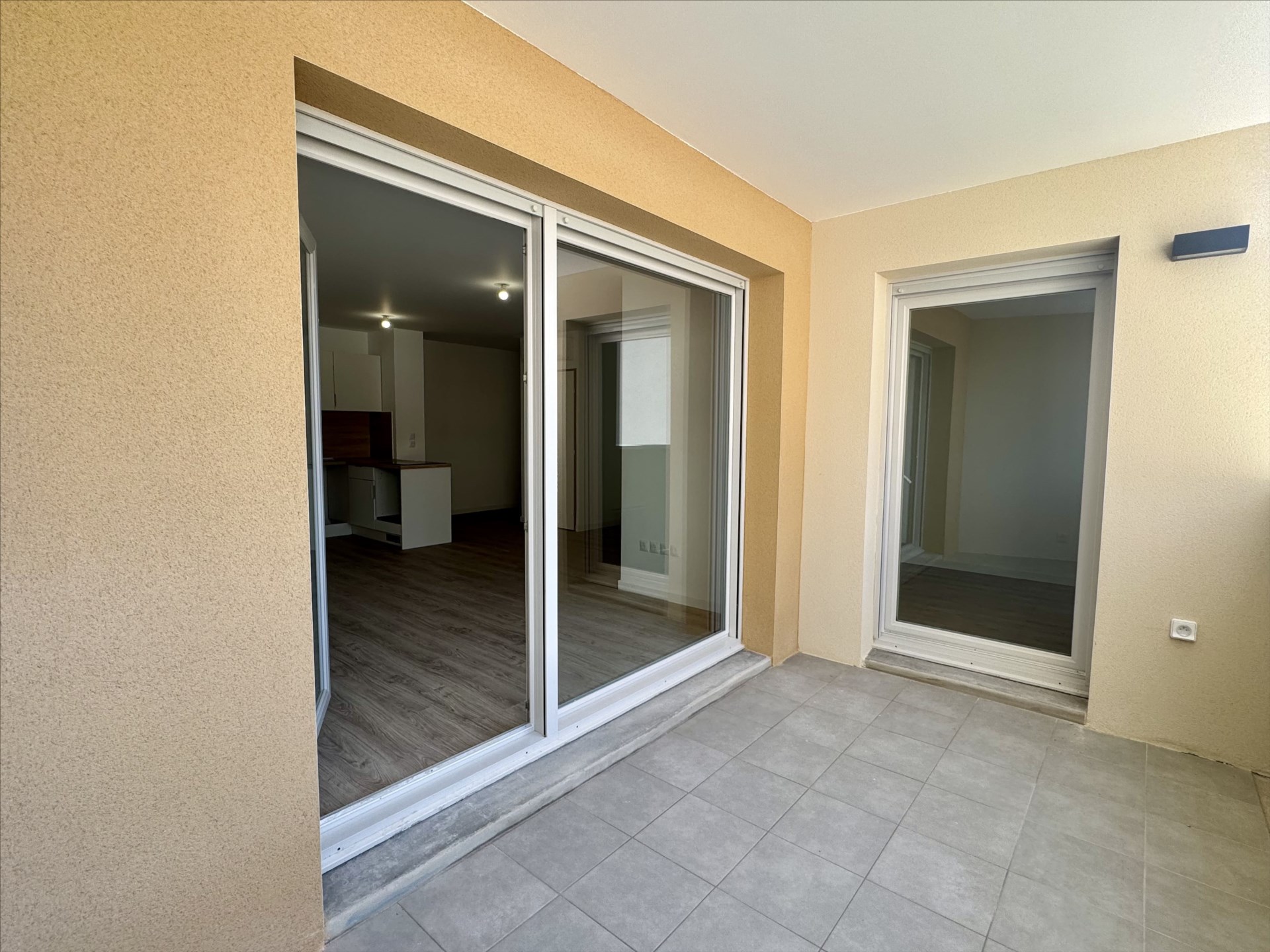 Cliquez sur l'image pour l'agrandir Location Cabinet Collet - BEZIERS