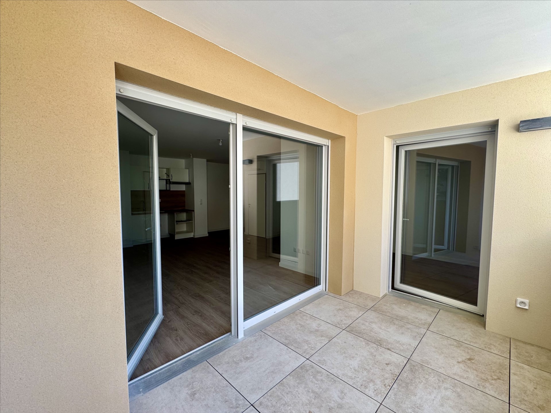 Cliquez sur l'image pour l'agrandir Location Cabinet Collet - BEZIERS