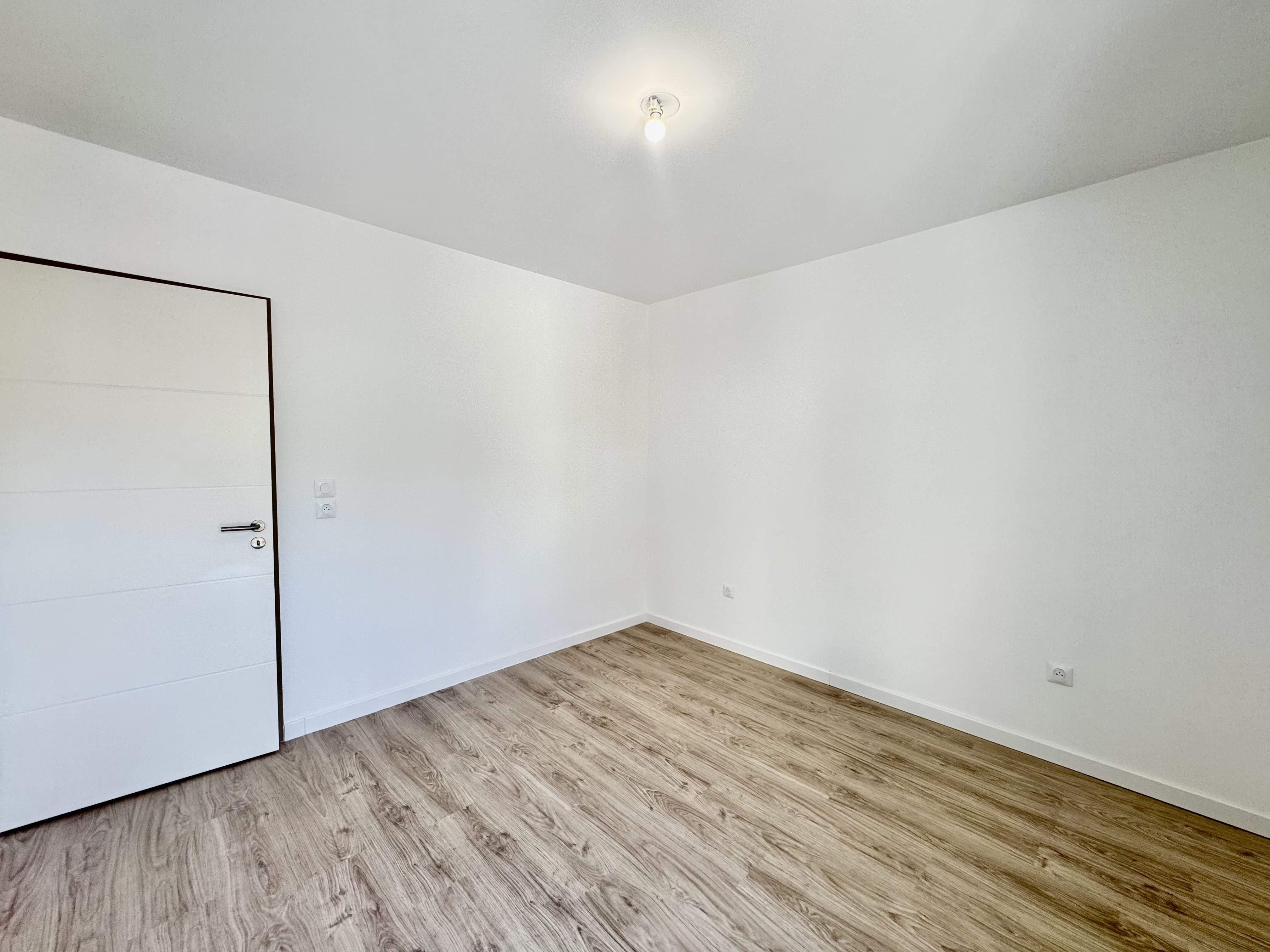 Cliquez sur l'image pour l'agrandir Location Cabinet Collet - BEZIERS