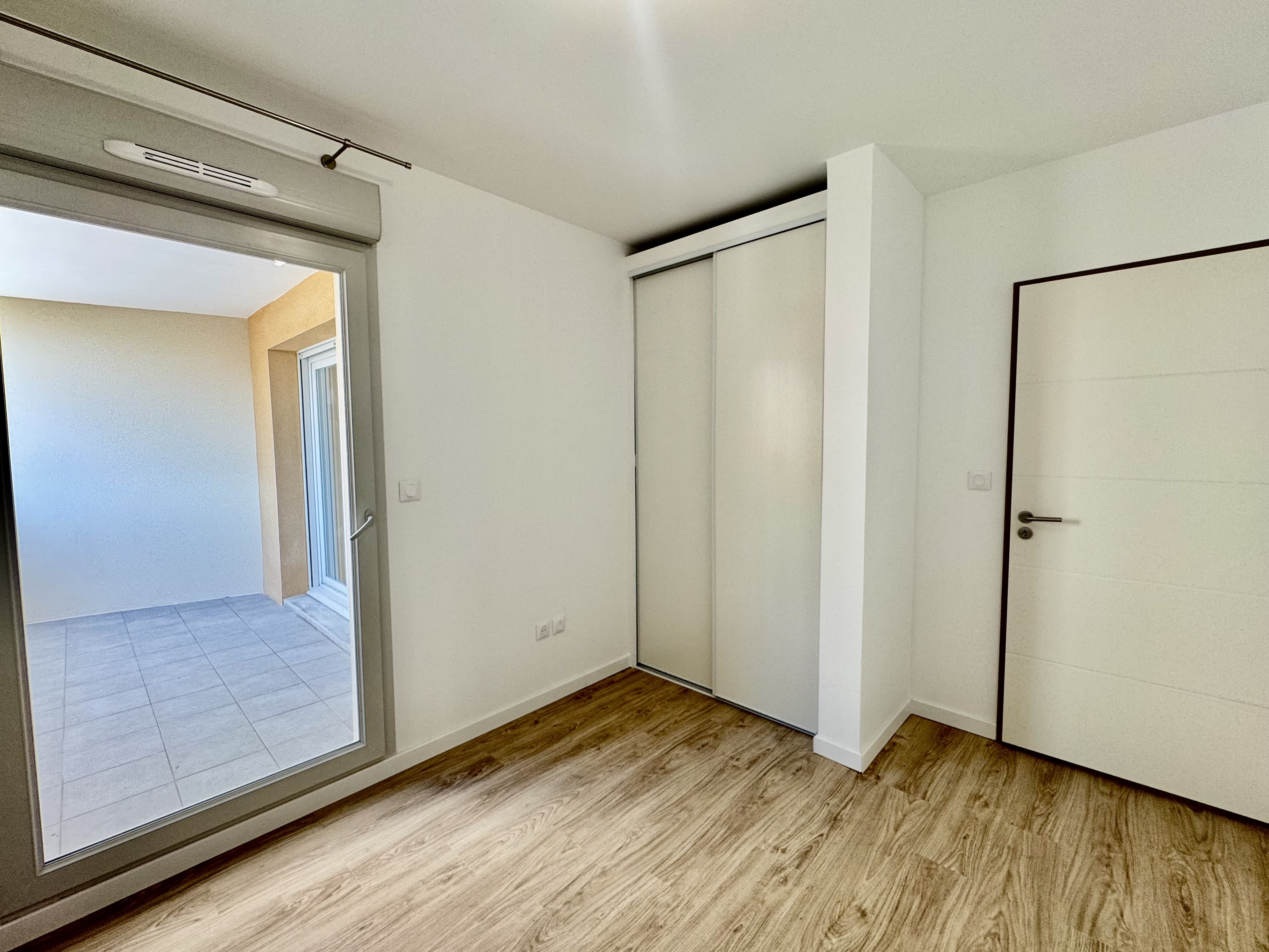 Cliquez sur l'image pour l'agrandir Location Cabinet Collet - BEZIERS