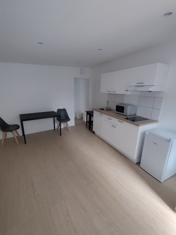 F2 meublé de 34 m² -Rue du sentier