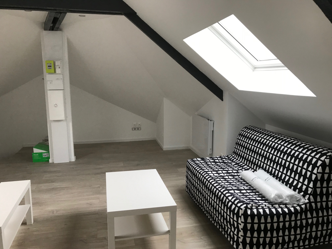 Appartement type loft de 30 m² - proche gare