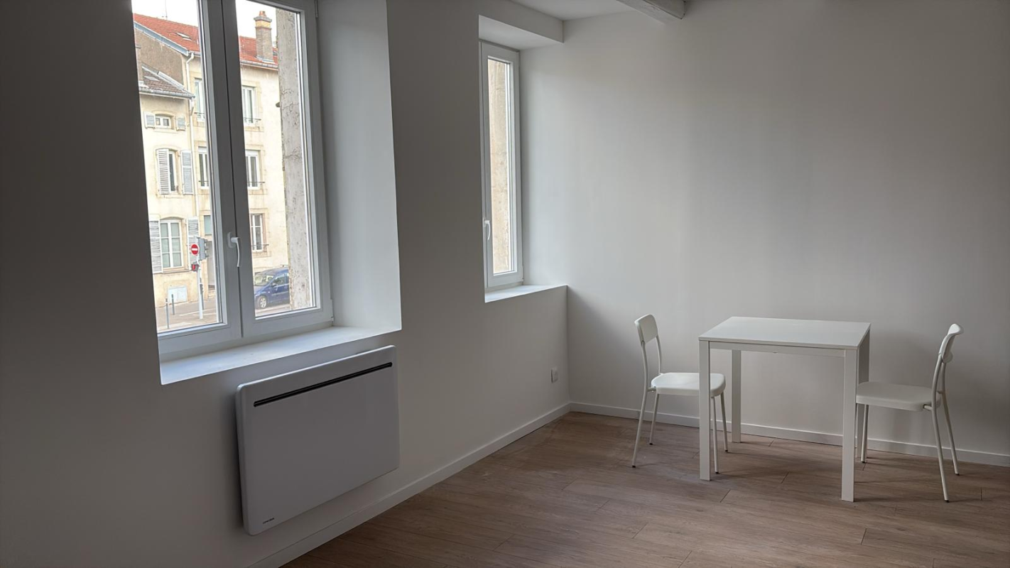 F1 meublé 25 m² Nancy centre CHU facs écoles