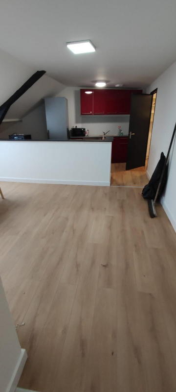 (PAS DE FRAIS D'AGENCE) T4 de de 127m² - situé rue Villars à DENAIN - Proche de toutes commodités
