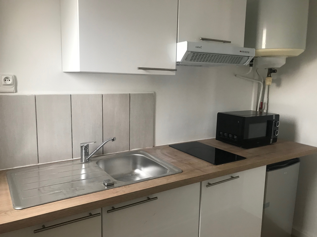 * sans frais d'agence* F2 meublé de 30 m² - rue Ledru Rollin à ST QUENTIN