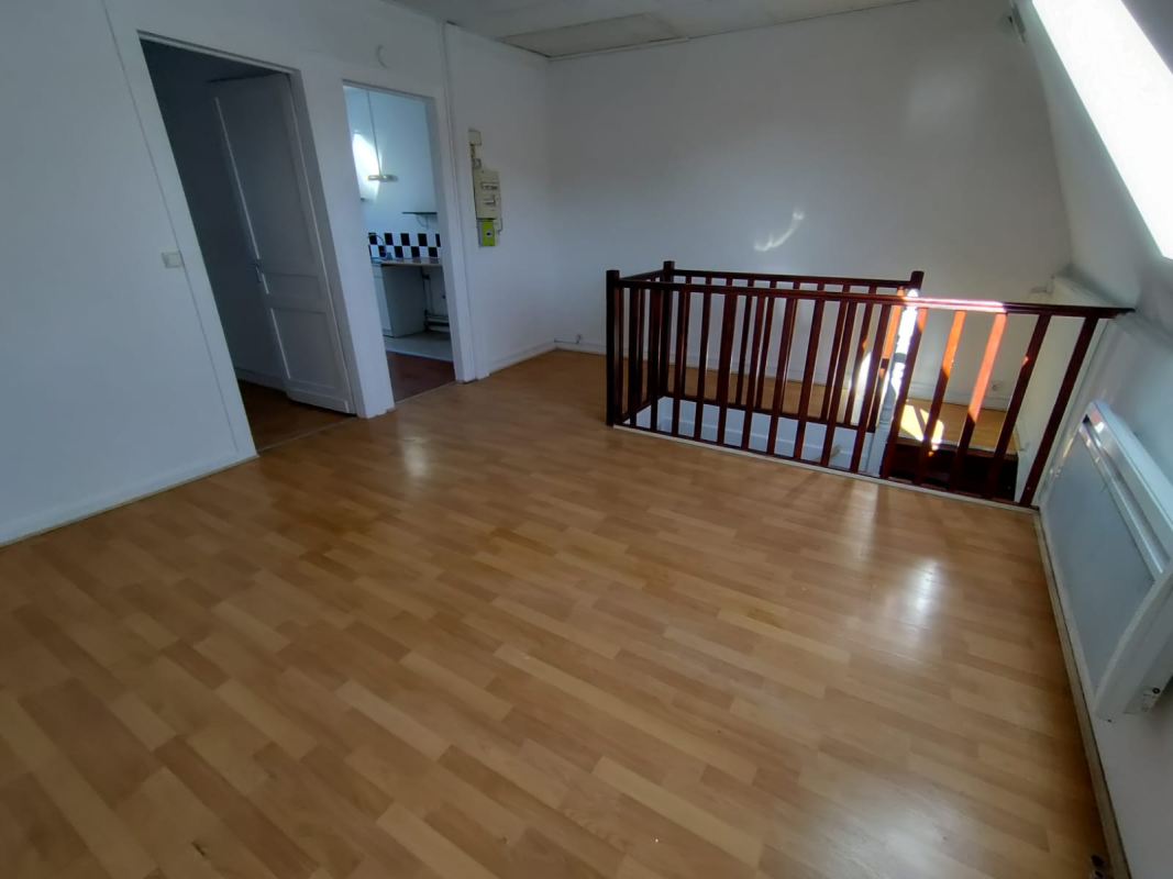 Pas de frais d' agence - Rue du Long Pot à Lille T2 - 690€ + charges