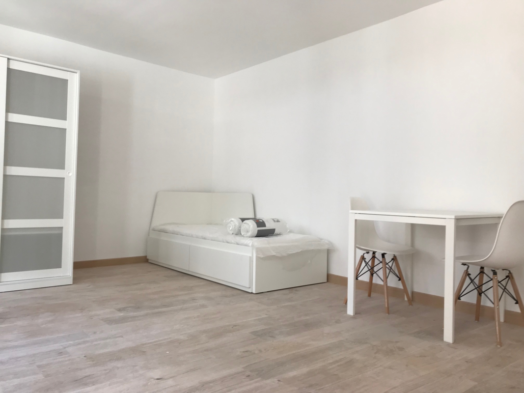 Studio en meublé, sans frais d'agence.