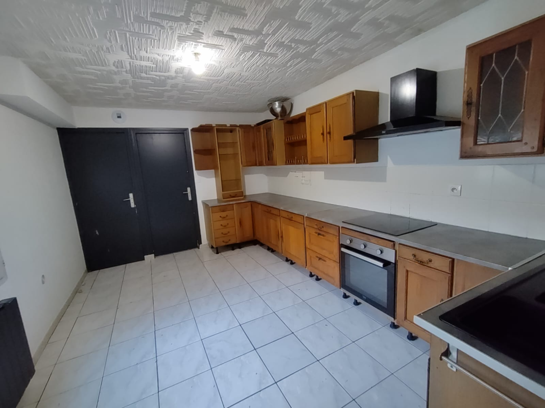 (Sans frais d'Agence) - F3 de 76m ² - Rue Arthur Lamendin - Sin Le Noble 666€