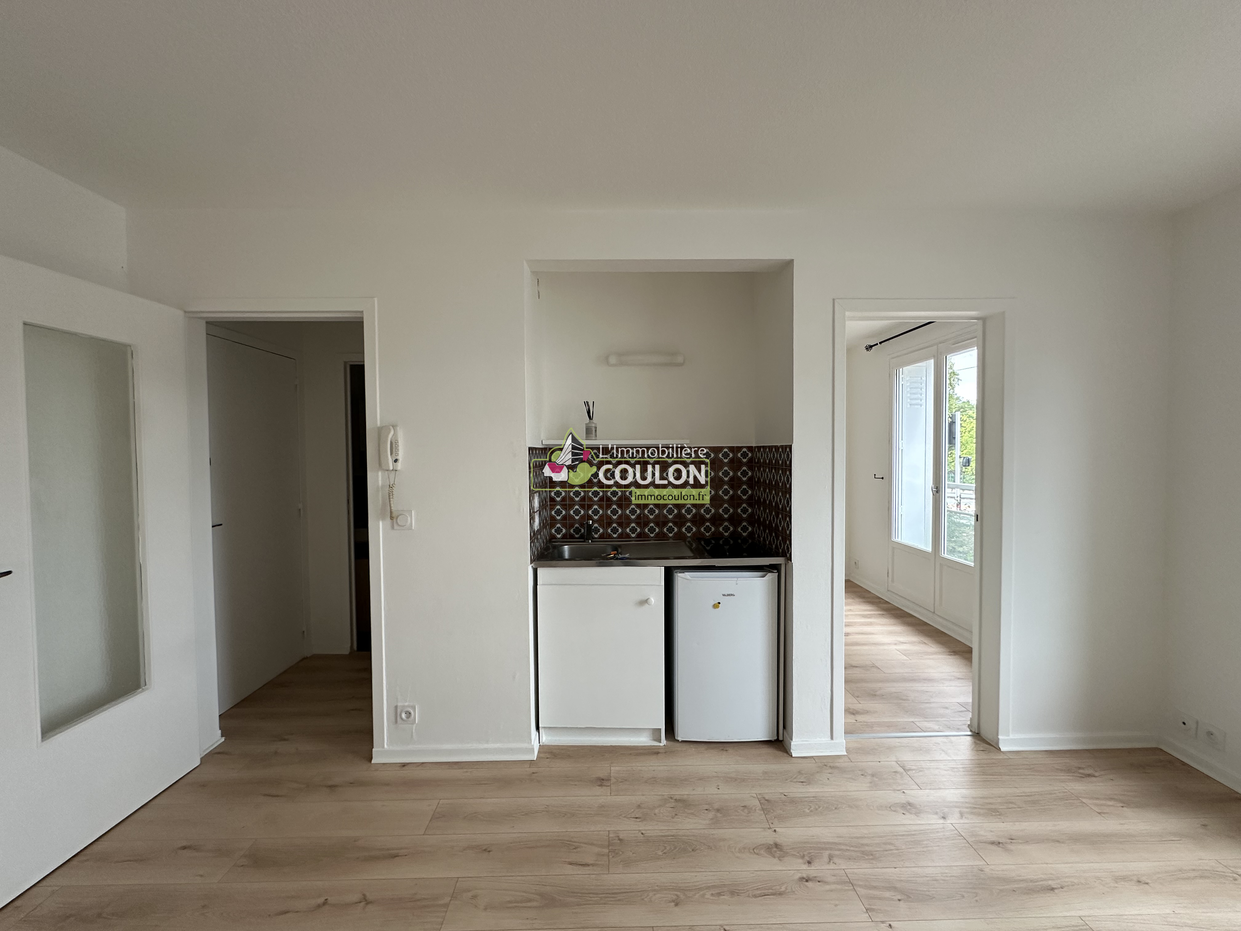 A louer : 410 € - T2