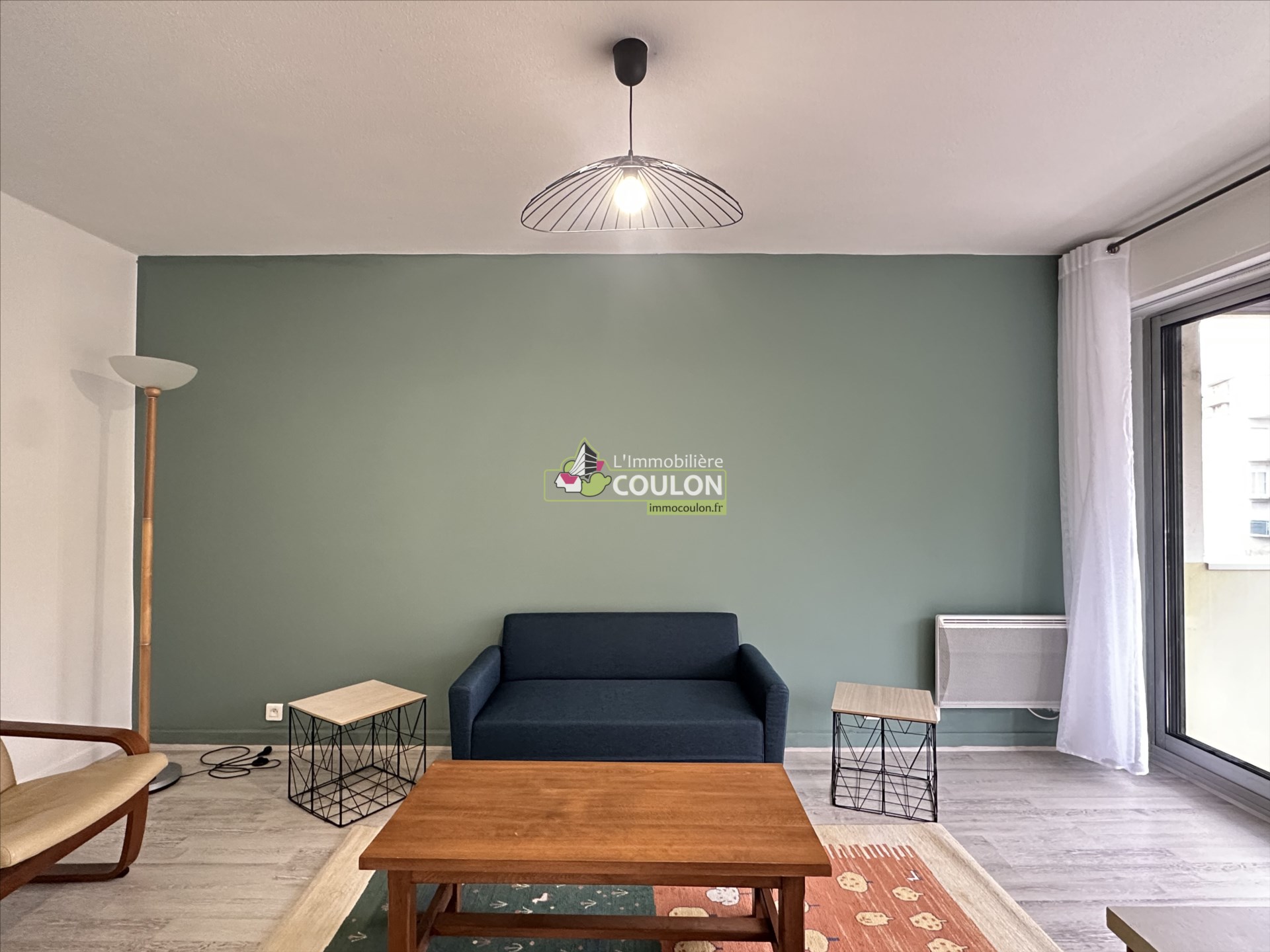 A louer : 585 € - T2