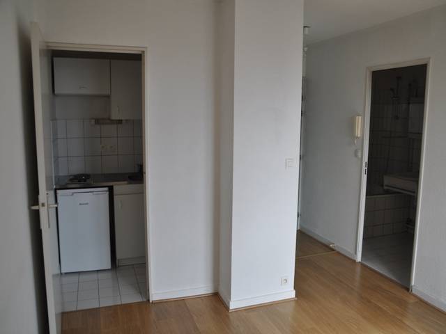 A louer : 500 € CC - T2