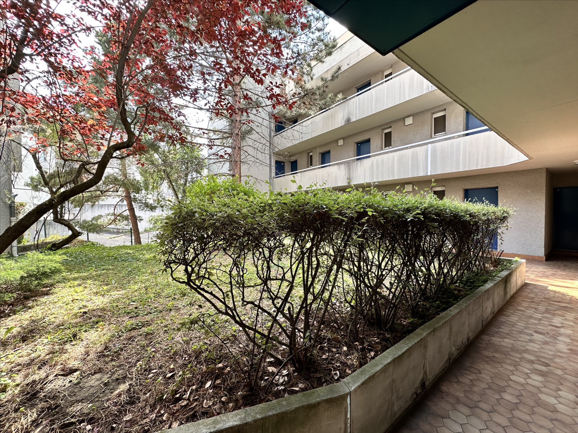 A louer : Appartement - 2 pièces -  Jardin Lecoq/Facultés