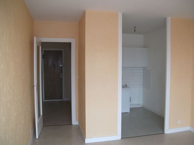 A louer : 370 € - T1