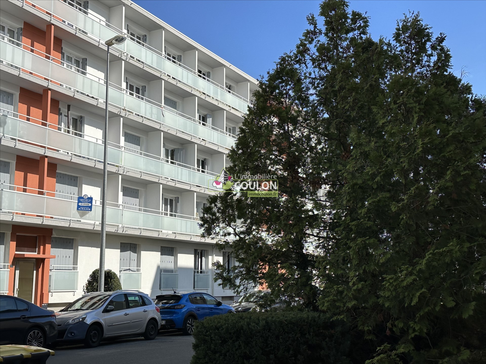 A louer : 420 € - T2