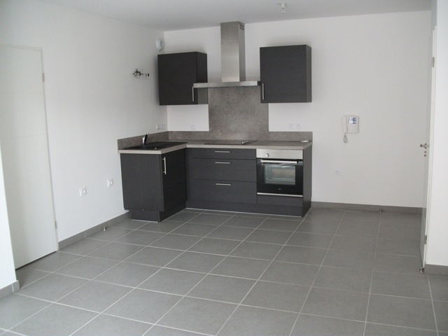 A louer : 585 € - T2