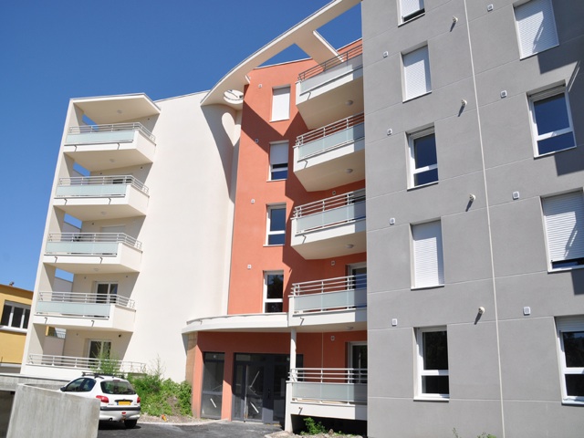 A louer : 585 € - T2