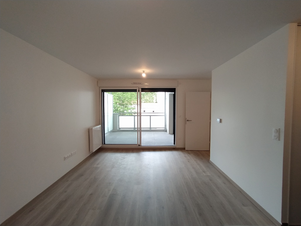 A louer : 765 € - T3