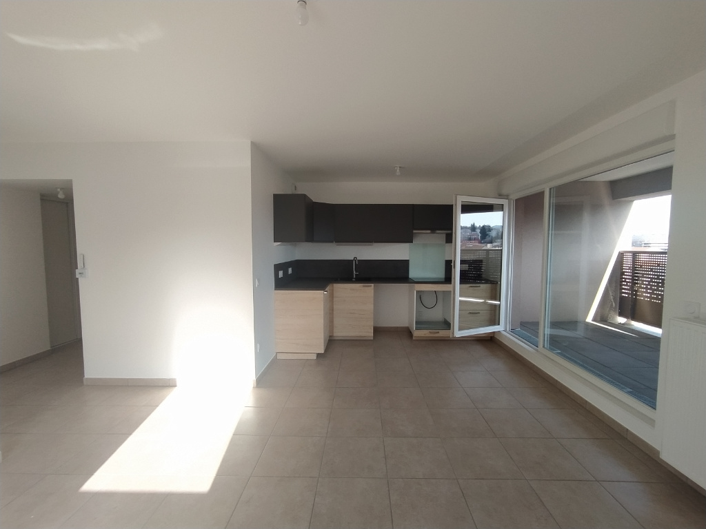 A louer : 810 € - T4