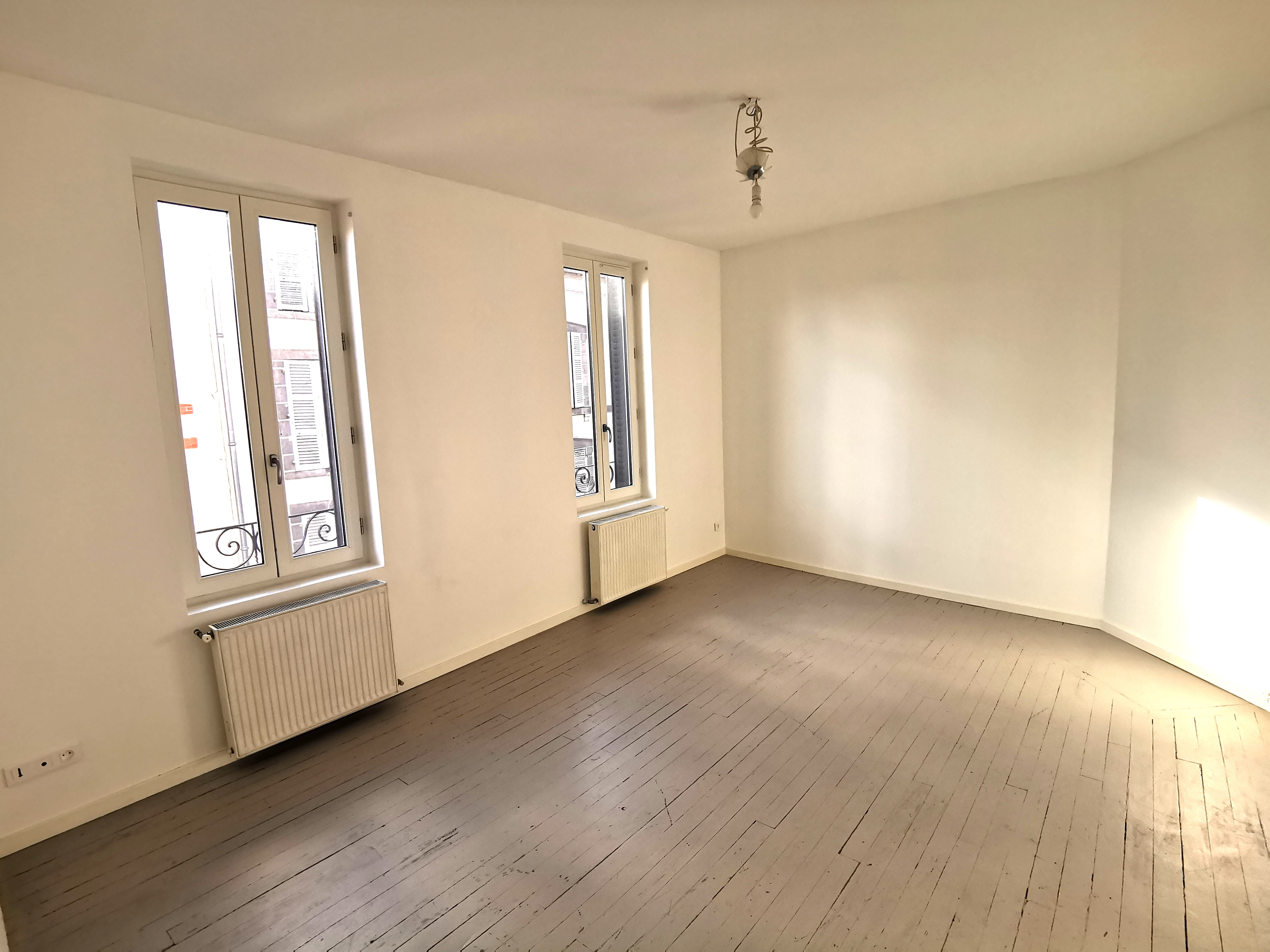 A vendre : Appartement - 2 pièces - CLERMONT-FERRAND