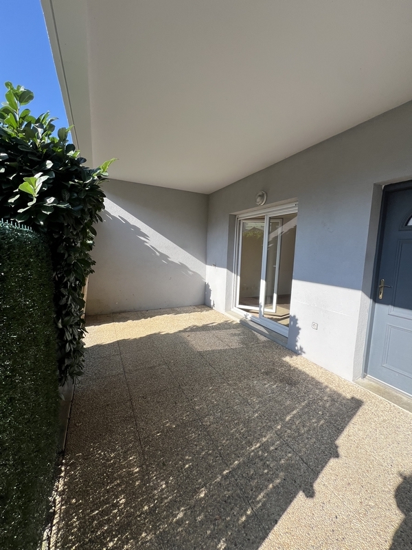 Grand Studio Parking