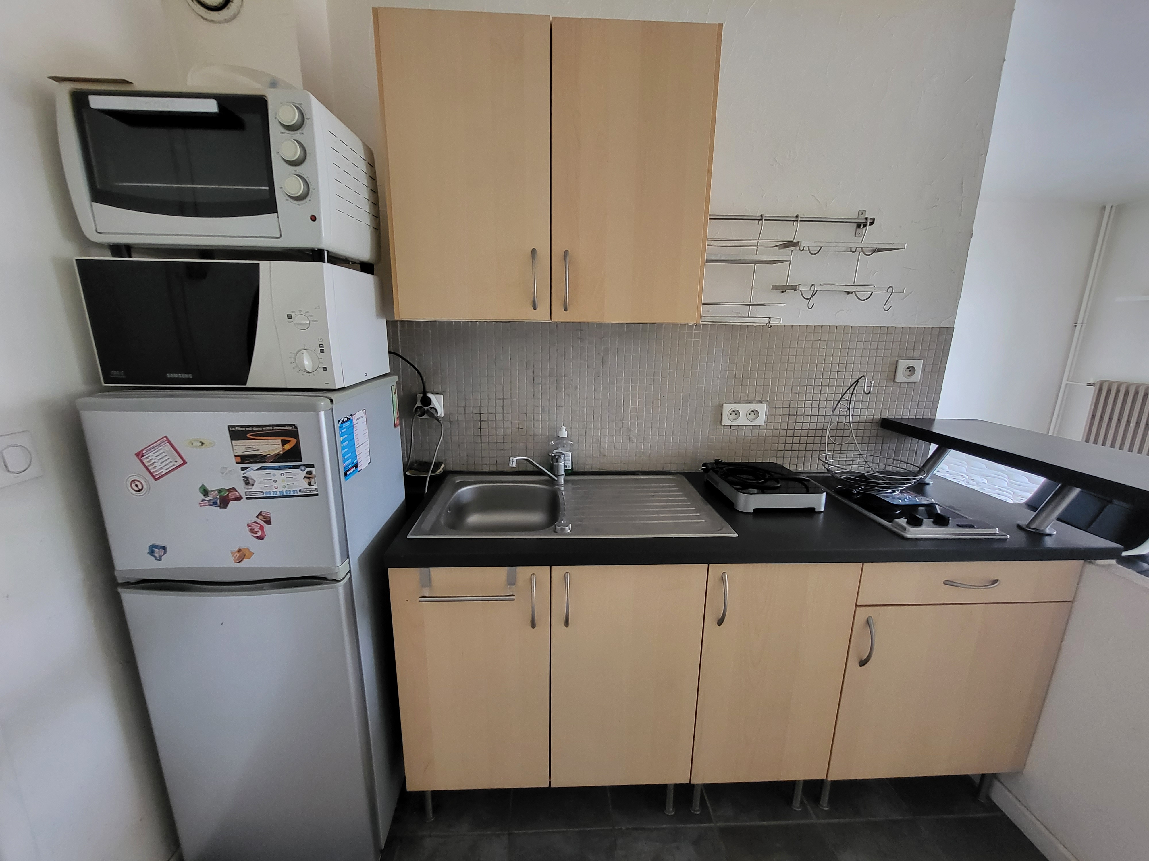 Studio meublé - HYERES