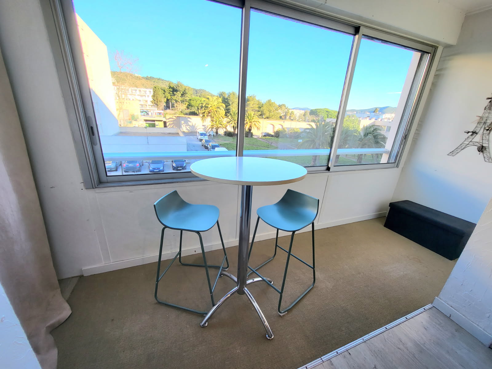 Studio meublé - HYERES