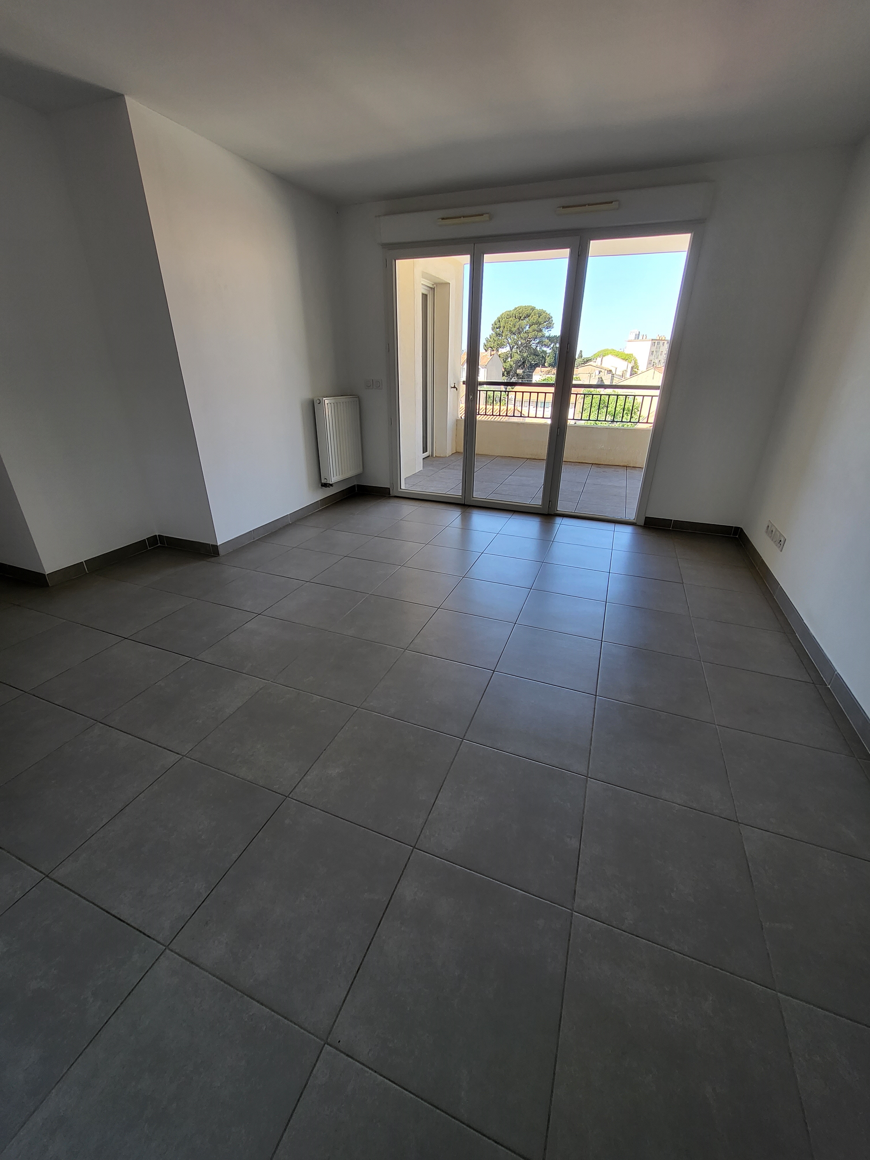 Appartement T3 + parking - TOULON