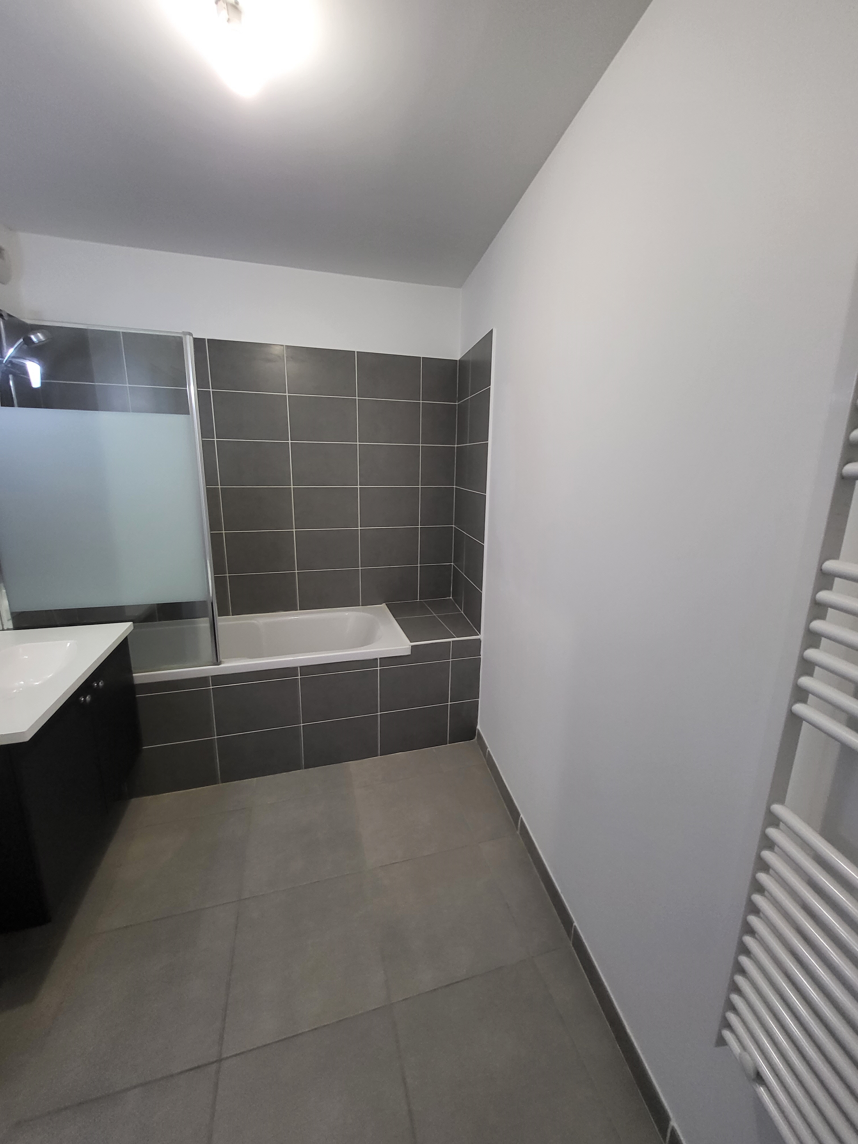 Appartement T3 + parking - TOULON