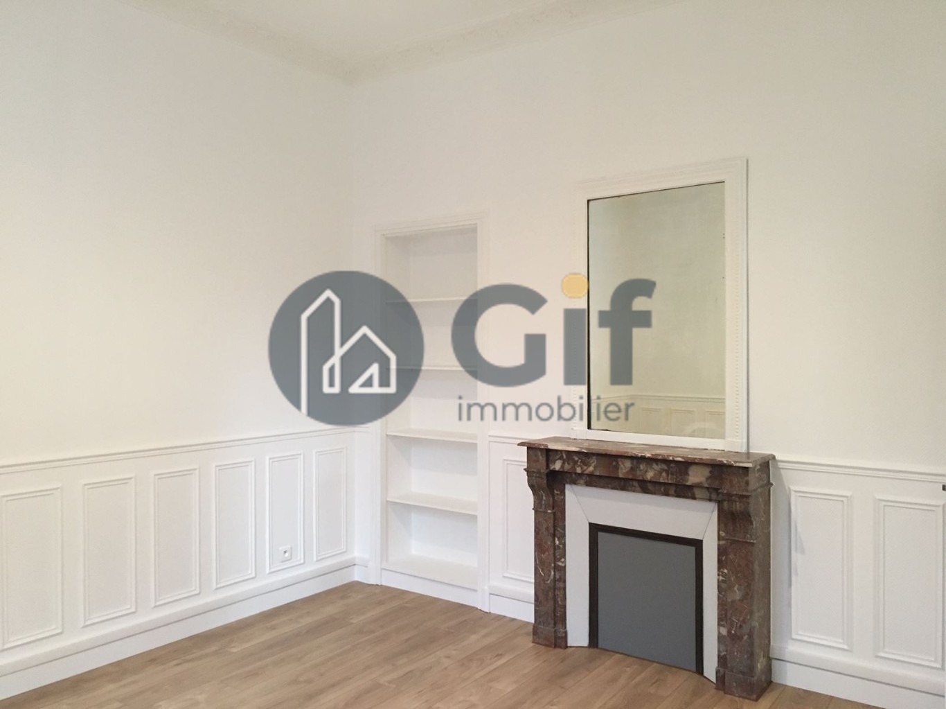 Local professionnel 2P ST MAUR