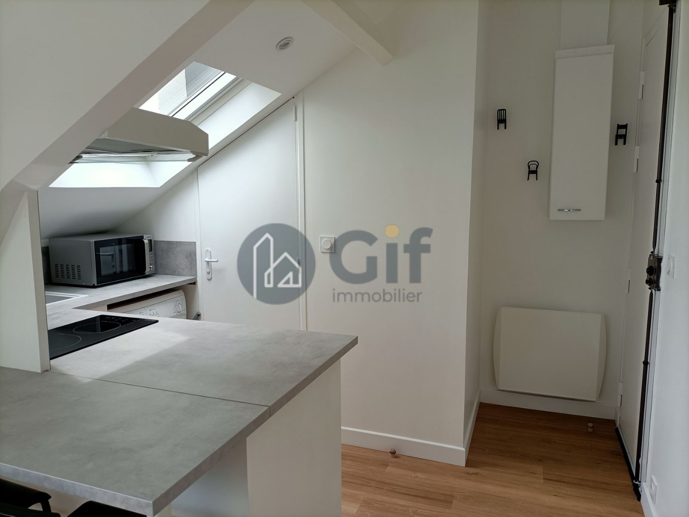 Studio meublé à ST MAUR