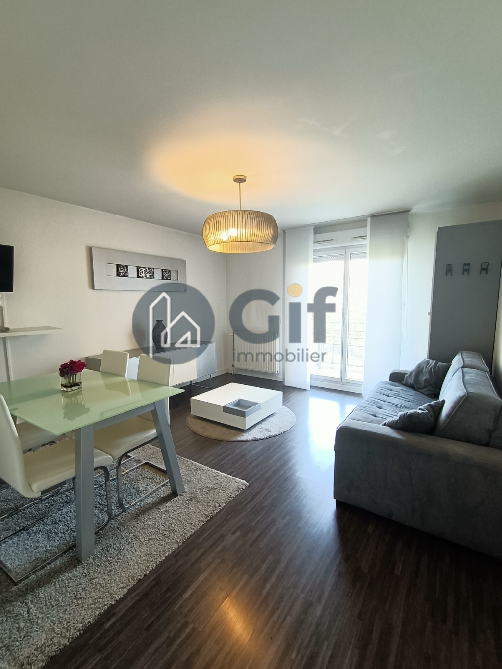 Appartement F1 meublé avec balcon et parking