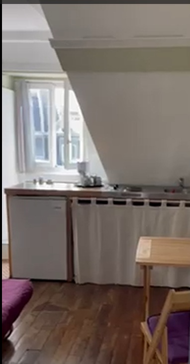 A louer studette meublé PARIS 12ème