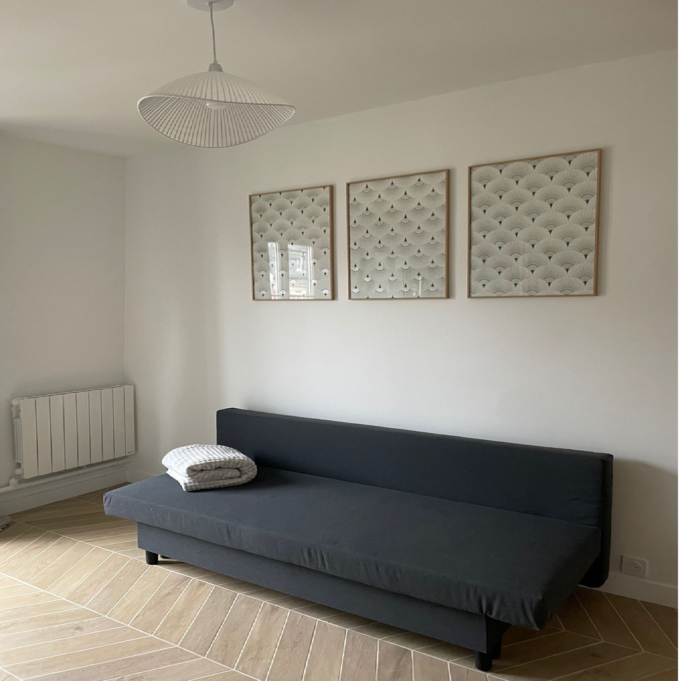 A louer Studio meublé PARIS 15ème