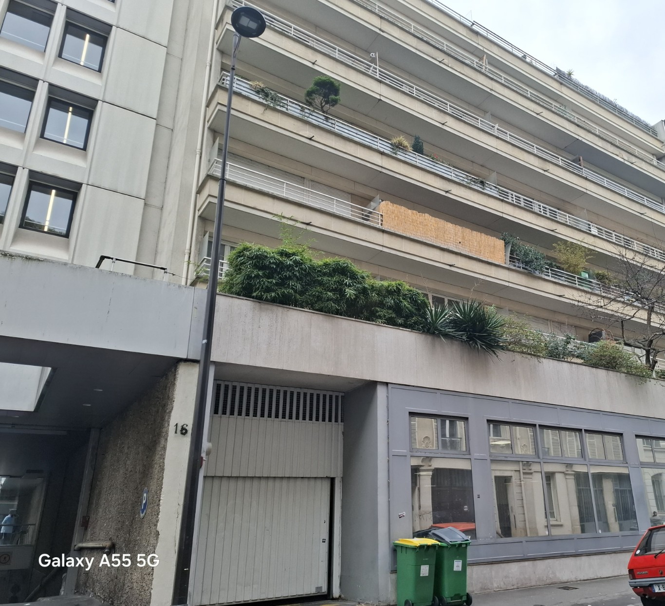 A LOUER EMPLACEMENT MOTO PROCHE GARE DE LYON